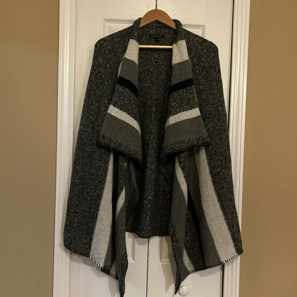 Banana Republic Gray and Black Long Sleeve Open Cardigan Sweater Wool Blend